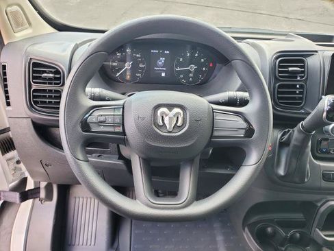 Used 2025 RAM ProMaster 2500 FWD image 20