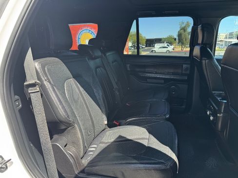 Used 2019 Ford Expedition Limited w/ Equipment Group 301A image 12
