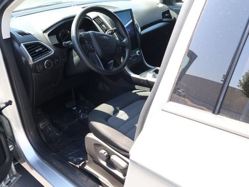 Used 2023 Ford Edge SE AWD/4WD image 7
