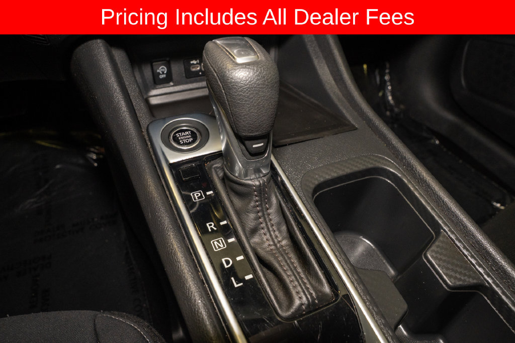 Used 2025 Nissan Sentra SV FWD image 15
