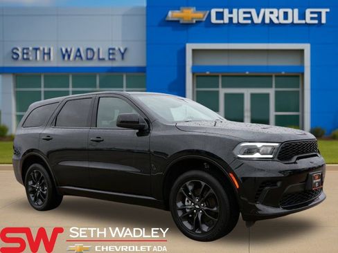 Used 2025 Dodge Durango GT AWD/4WD image 1
