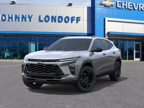 New 2026 Chevrolet Trax ACTIV w/ Sunroof Package FWD image 6