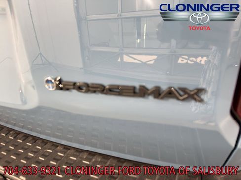 New 2026 Toyota Land Cruiser image 9