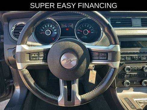 Used 2014 Ford Mustang Coupe RWD image 15