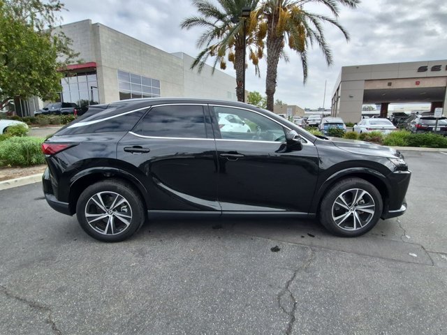 Used 2024 Lexus RX 350 FWD w/ Technology Package image 4