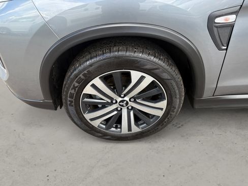 Used 2025 Mitsubishi Outlander Sport AWD image 8