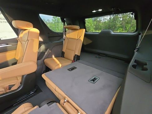 Certified 2025 Cadillac Escalade Premium Luxury w/ Touring Package AWD/4WD image 13