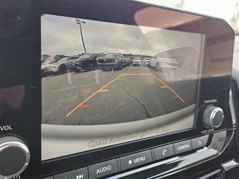 New 2025 Nissan Pathfinder SV image 22