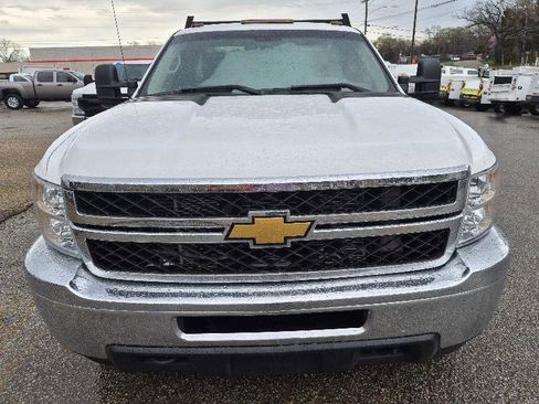 Used 2013 Chevrolet Silverado 3500 W/T w/ Skid Plate Package image 4