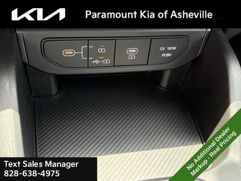 New 2026 Kia K4 FWD image 23