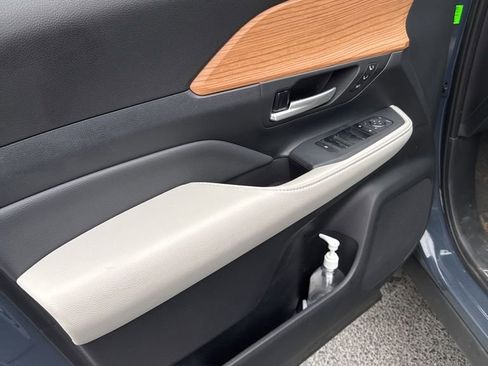 Used 2026 Toyota Grand Highlander FWD image 15
