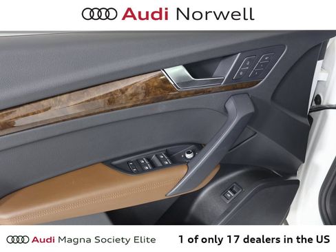 Used 2020 Audi Q5 2.0T Premium Plus w/ Premium Plus Package AWD/4WD image 22