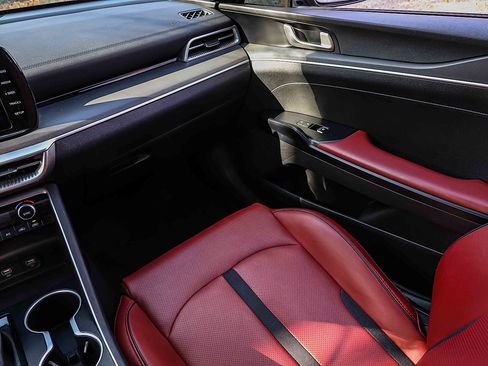 Used 2022 Kia K5 GT-Line w/ GT-Line FWD Premium Package image 18