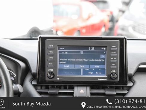 Used 2021 Toyota RAV4 LE image 13