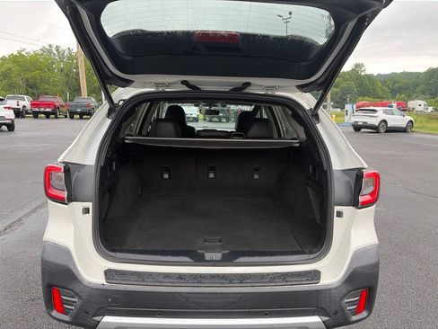 Used 2020 Subaru Outback Limited XT AWD/4WD image 32