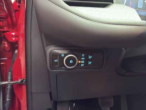 New 2026 Ford Explorer Platinum w/ LUX Leather Package image 19