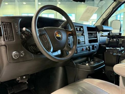 Used 2015 Chevrolet Express 3500 Work Van image 13