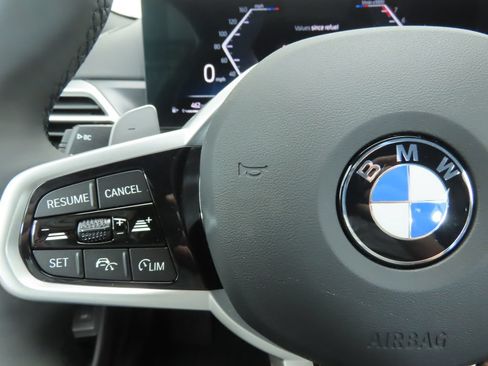 Used 2026 BMW 330i Sedan w/ M Sport Package RWD image 12