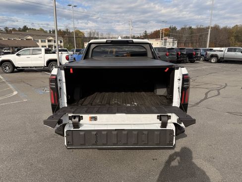 New 2025 GMC Sierra EV Denali image 20