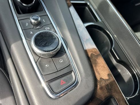 Used 2023 Cadillac Escalade ESV Premium Luxury Platinum w/ LPO, Radiant Package image 30