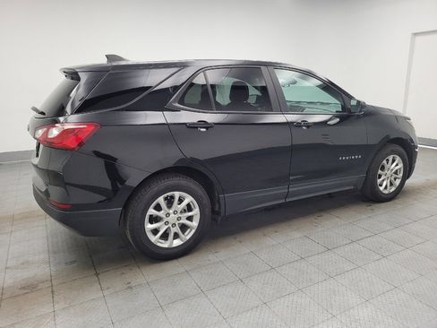 Used 2021 Chevrolet Equinox LS w/ LS Convenience Package FWD image 10