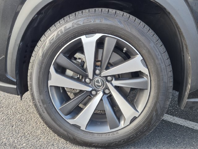 Used 2018 Lexus NX 300 FWD w/ Premium Package image 8