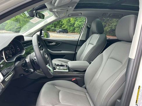 Used 2025 Audi Q7 2.0T Premium Plus w/ Premium Plus Package AWD/4WD image 6