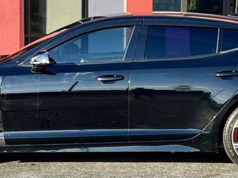 Used 2020 Kia Stinger GT2 image 4