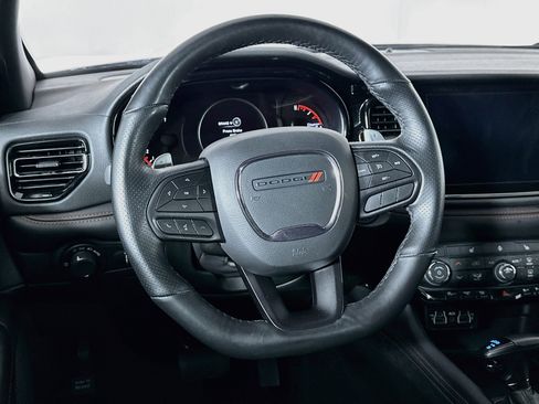 Used 2025 Dodge Durango GT RWD image 17