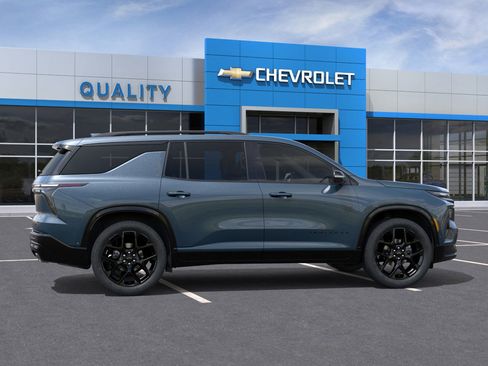 New 2026 Chevrolet Traverse RS image 5