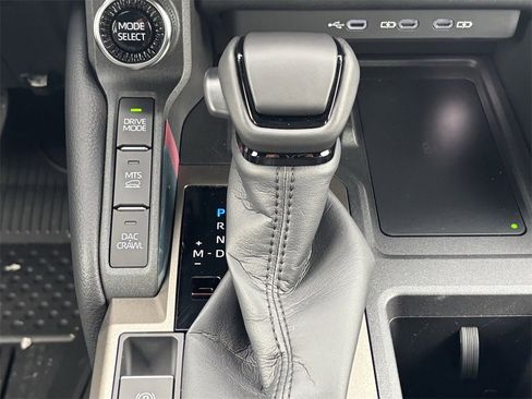 Used 2026 Toyota Land Cruiser image 19