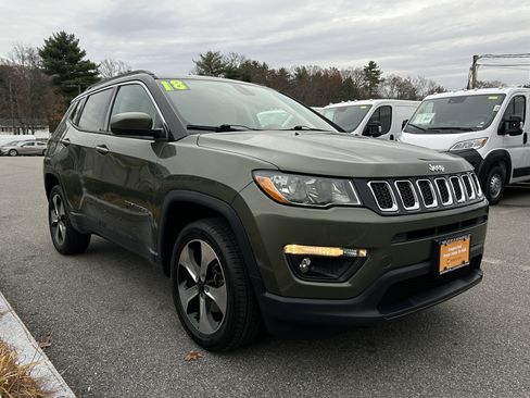 Used 2018 Jeep Compass Latitude w/ Popular Equipment Group image 16