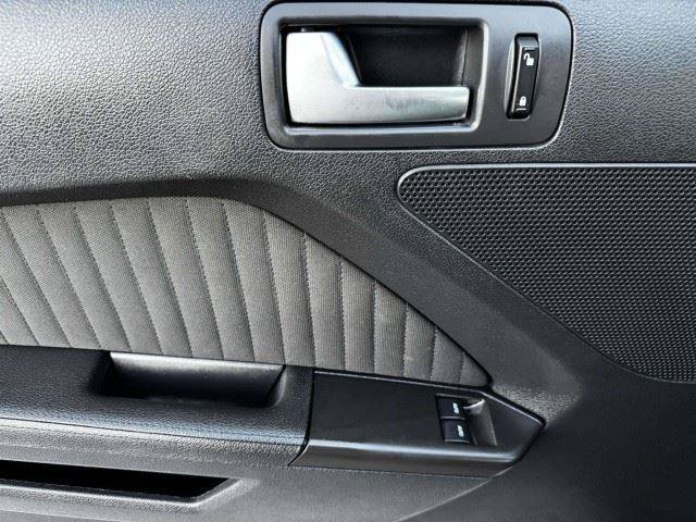 Used 2012 Ford Mustang Boss 302 RWD image 21