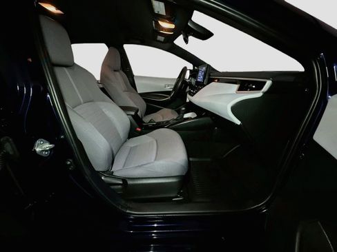 Used 2022 Toyota Corolla SE image 34