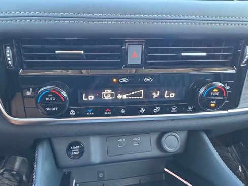 Used 2026 Nissan Rogue Platinum w/ Platinum Premium Package AWD/4WD image 19