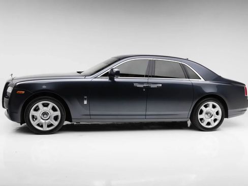 Used 2010 Rolls-Royce Ghost RWD image 13