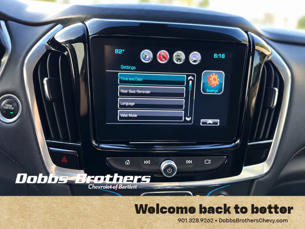 Used 2018 Chevrolet Traverse LT FWD image 19