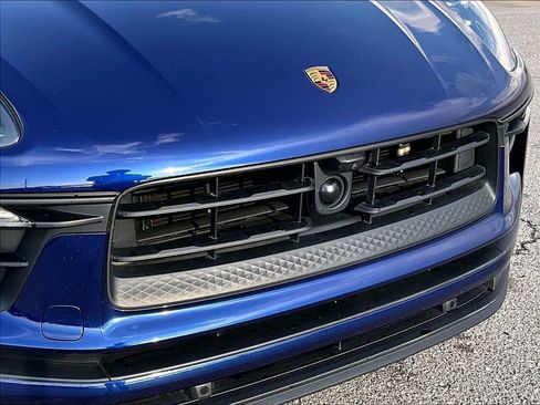 Used 2023 Porsche Macan Turbo image 20