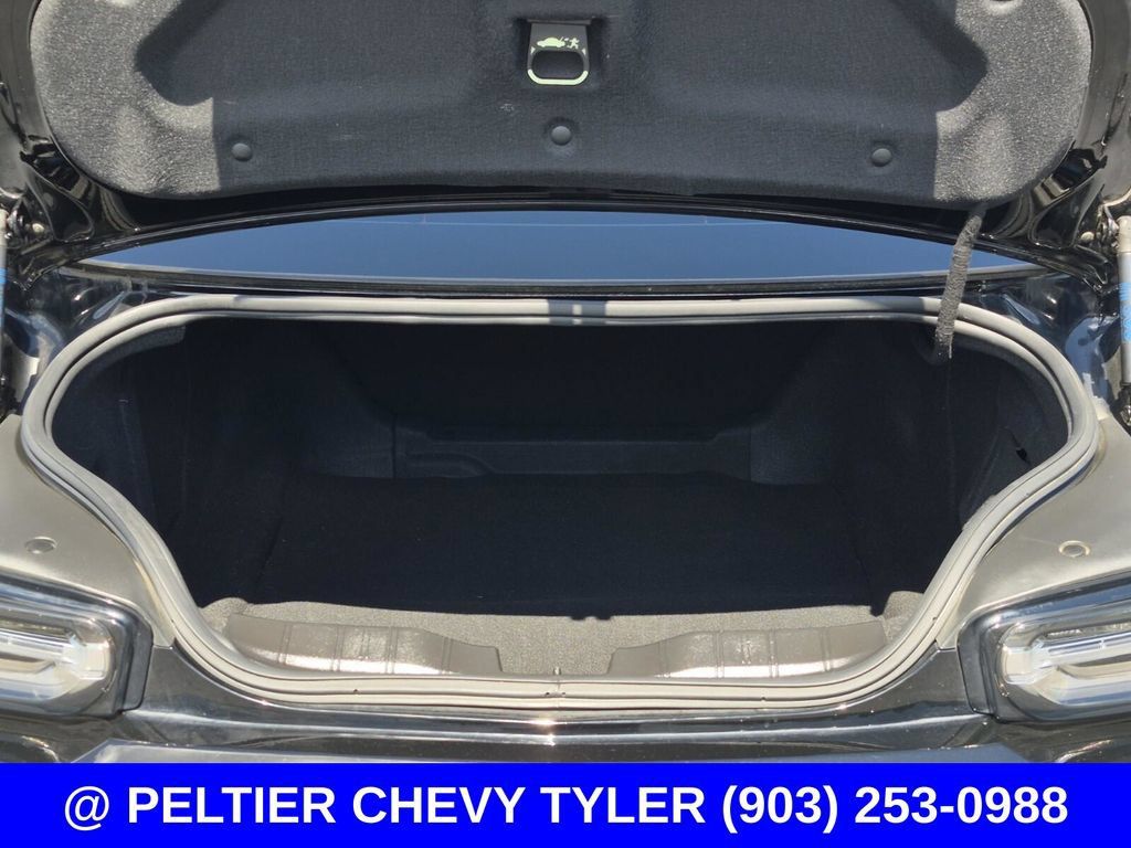 Used 2022 Chevrolet Camaro LT w/ RS Package RWD image 8