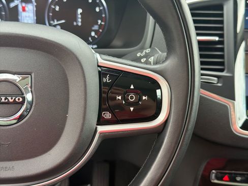 Used 2019 Volvo XC90 T6 Momentum AWD/4WD image 26