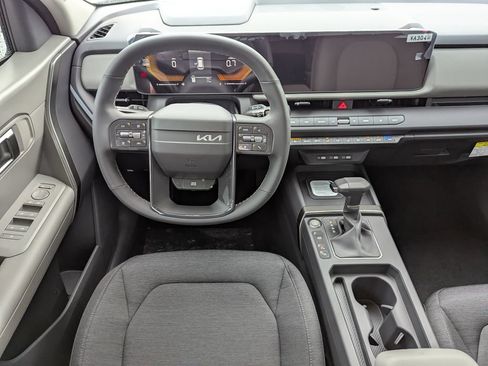 New 2027 Kia Seltos S FWD image 14