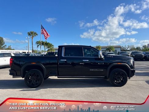 Used 2024 GMC Sierra 2500 Denali Ultimate image 7