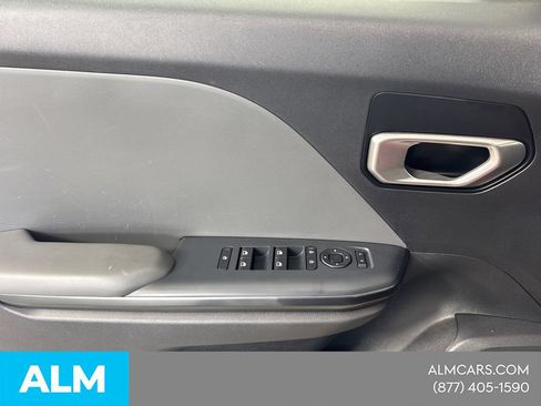 Used 2025 Kia K4 FWD image 13
