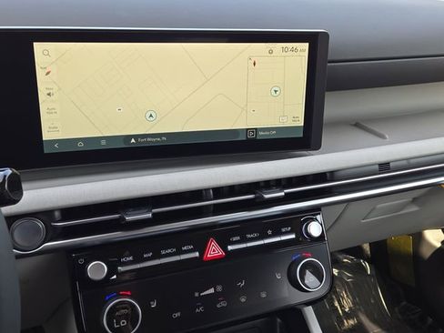 New 2025 Hyundai Tucson SEL image 10