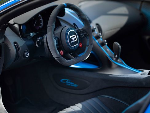 Used 2021 Bugatti Chiron Pur Sport image 65