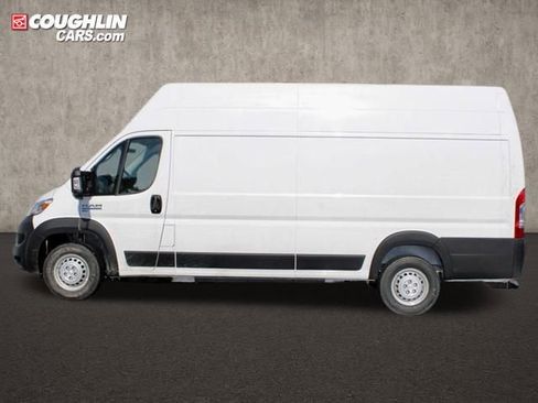 New 2024 RAM ProMaster 3500 w/ Delivery Van Package image 6