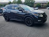 Used 2018 Nissan Rogue SV w/ Premium Package image 1