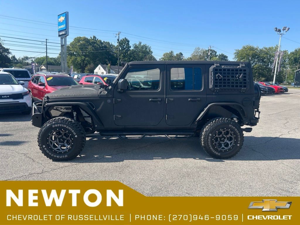 Used 2024 Jeep Wrangler Unlimited Rubicon w/ Technology Group AWD/4WD image 11