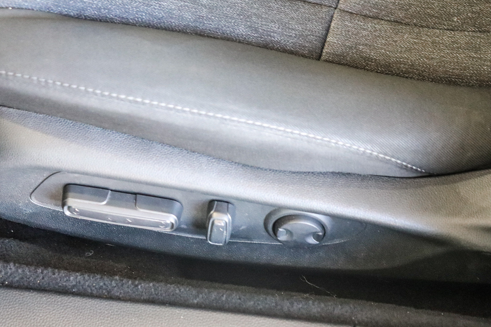 Certified 2024 Honda Accord EX image 25