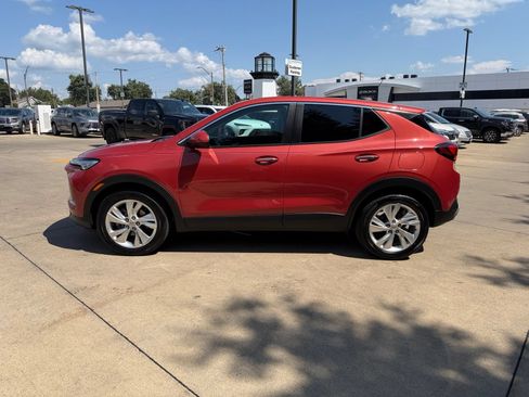 Used 2024 Buick Encore GX Preferred FWD image 8